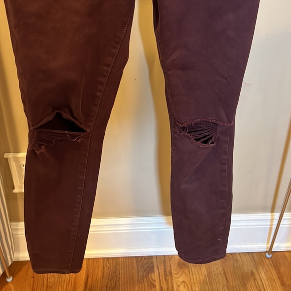 DL 1961 margaux jeans “Malbec” color ankle skinny size 27 Distressed knee - Picture 6 of 12